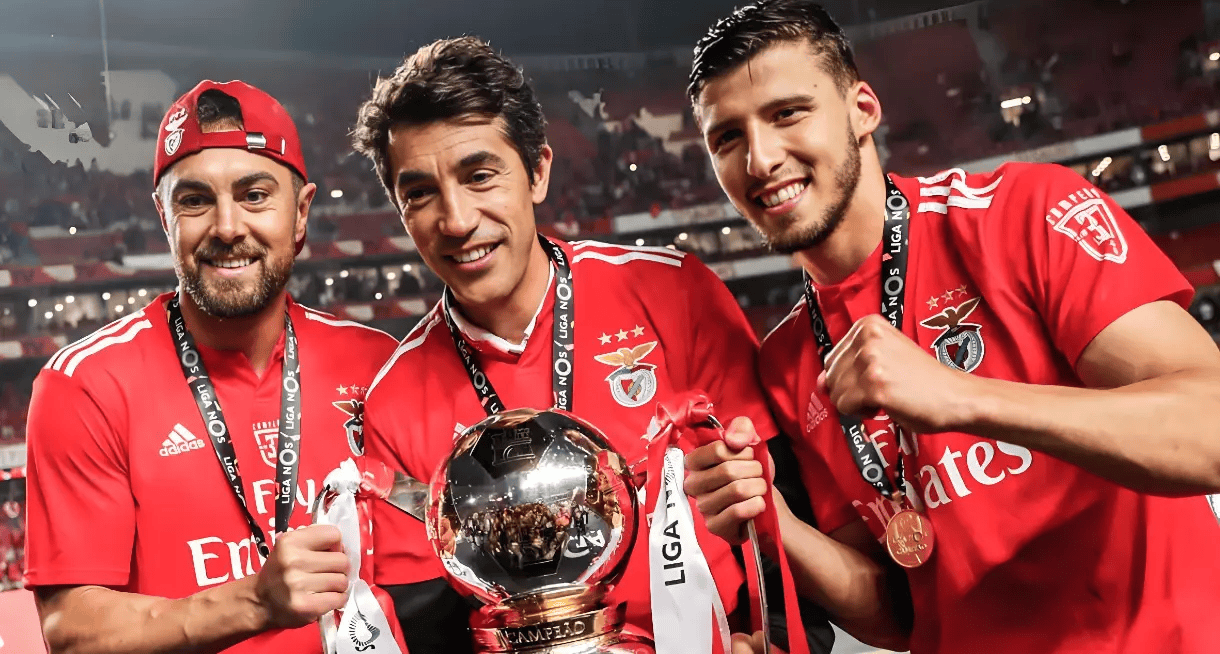 金年会官方网站-赛后阿贾克斯迎来里程碑：葡超节点到来，更衣室稳定，阵容厚度经受考验的简单介绍