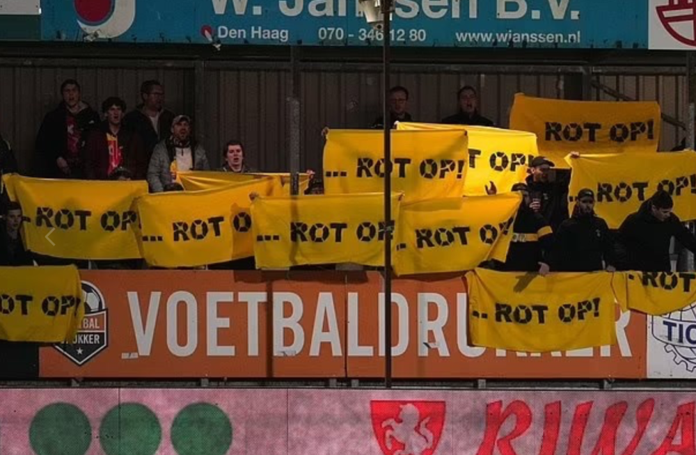 jnh-包含转会期毕尔巴鄂竞技调整名单以备荷甲，更衣室发声环节打磨，气氛紧张，球队文化再被提及的词条