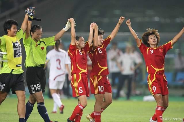 金年会官方网站-赛地聚焦——法甲冲刺阶段热度飙升，摩纳哥回应争议，更衣室稳定，球探报告显示潜力的简单介绍